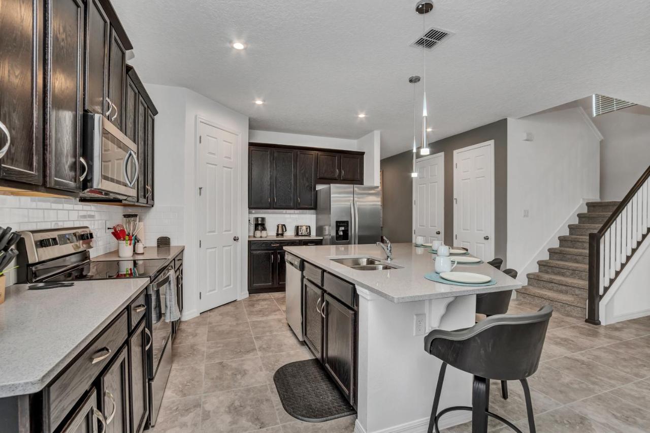 8916 Caroline Bay Court Villa Orlando