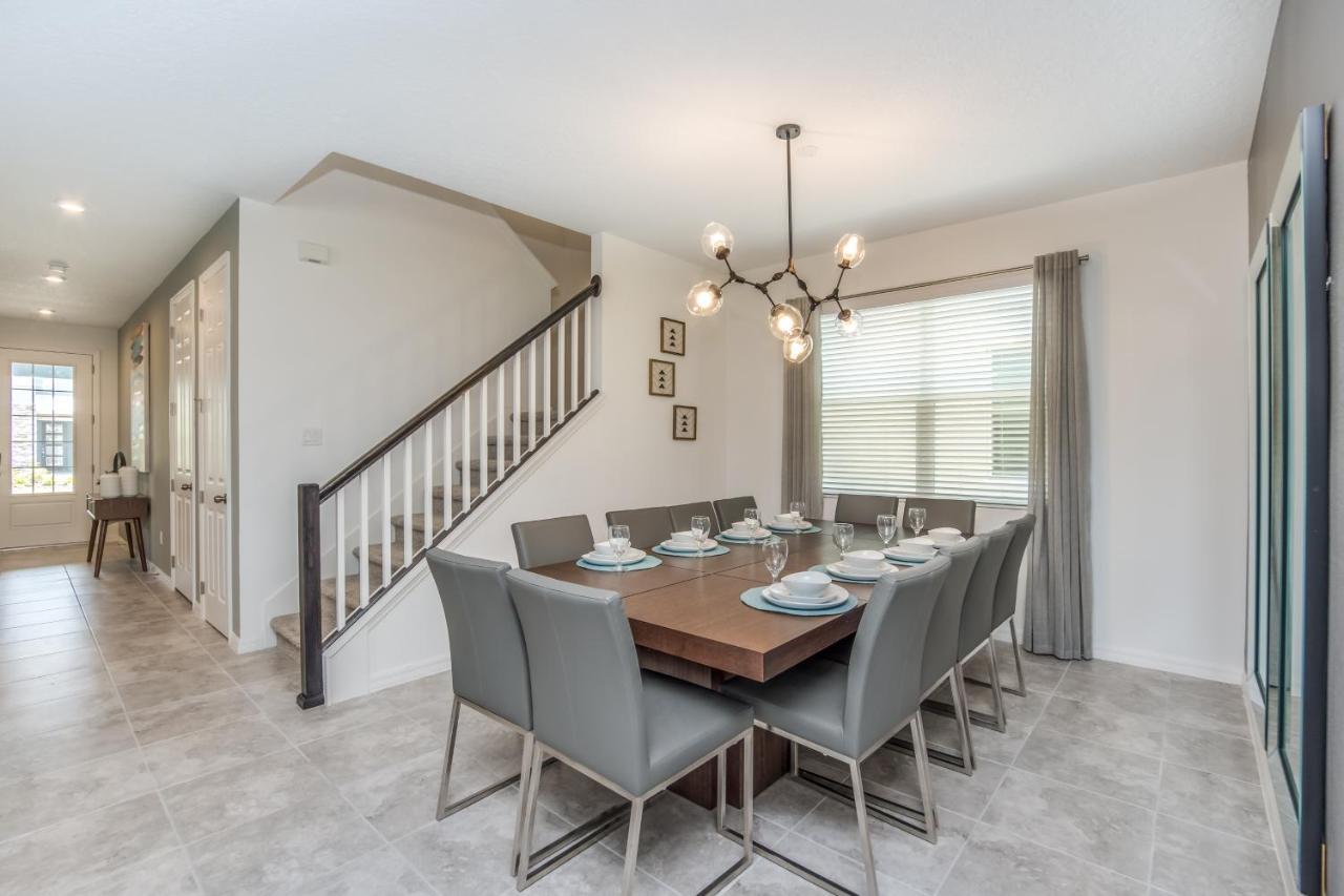 8916 Caroline Bay Court Villa