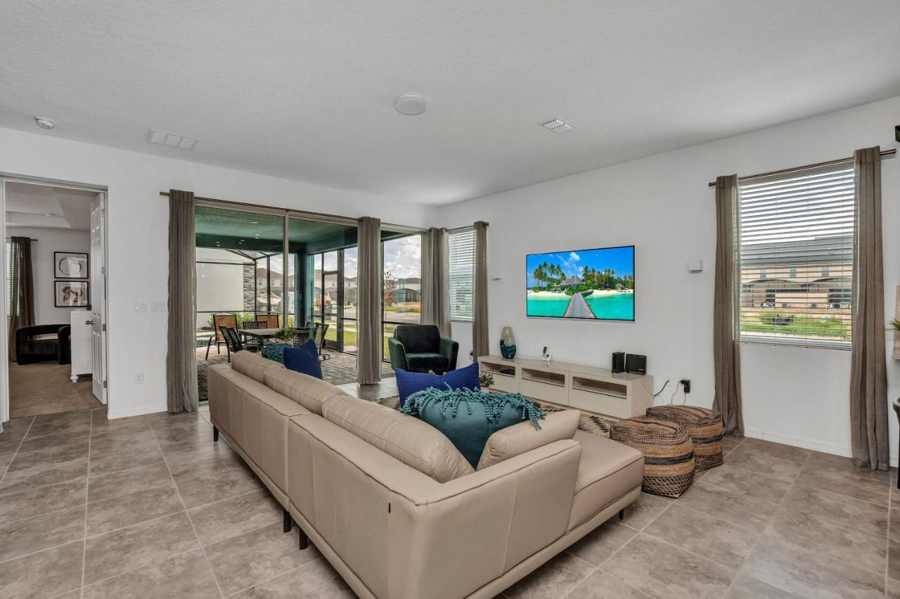 Villa 8916 Caroline Bay Court Orlando