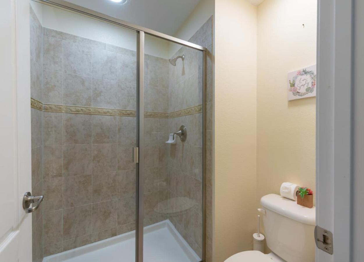 Contemporary Remodeled Townhome Near Apartment *
