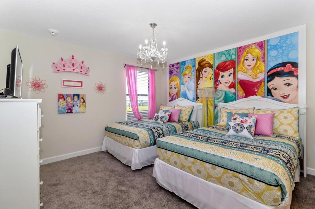 Royal Mansion At Storey Lakes Holiday home *