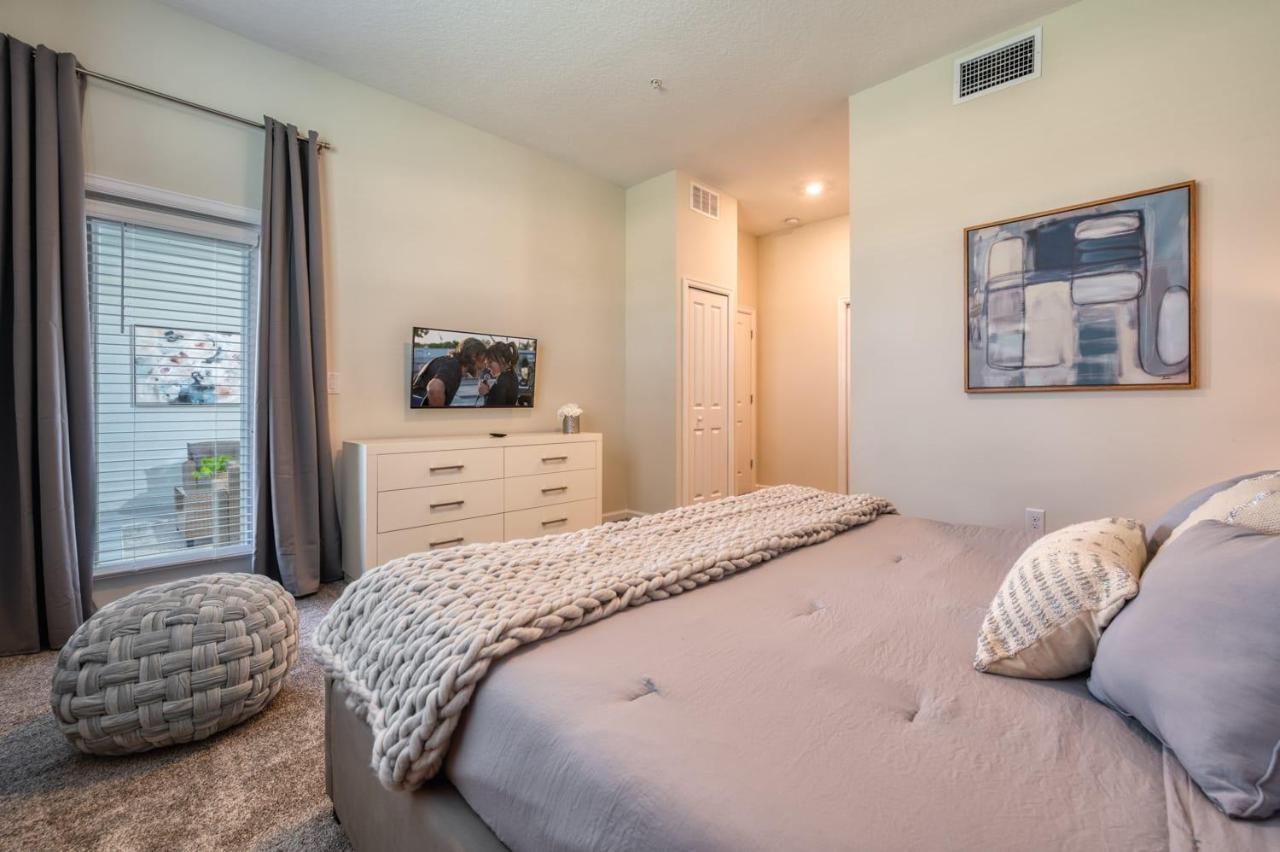 Modern With Themed Bedroom Near Apartment