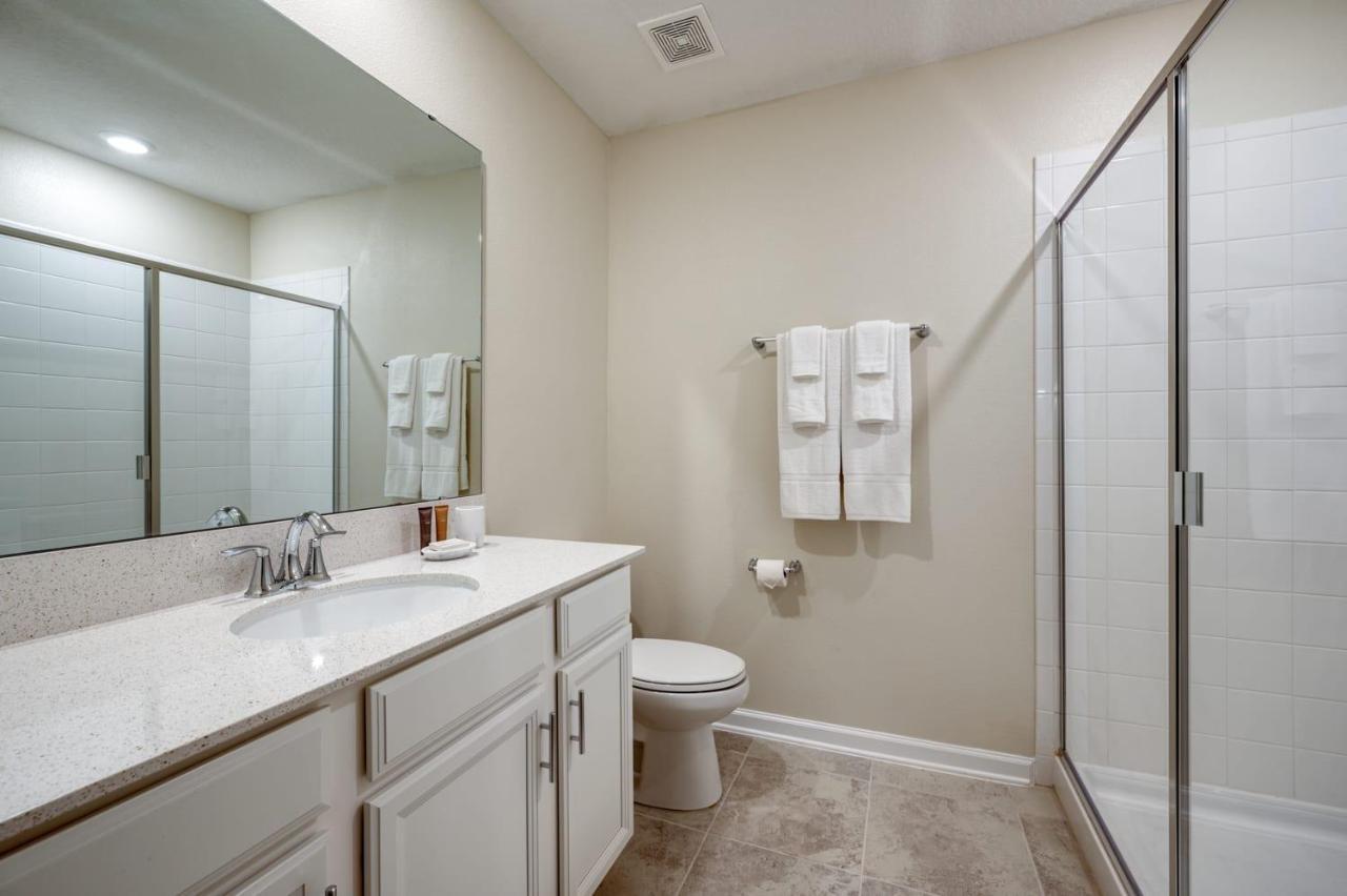 Modern With Themed Bedroom Near *