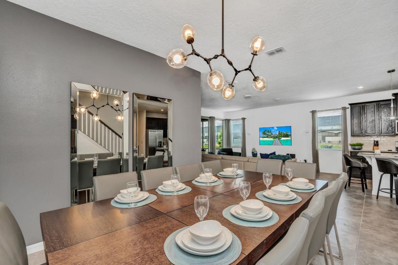 8916 Caroline Bay Court Villa