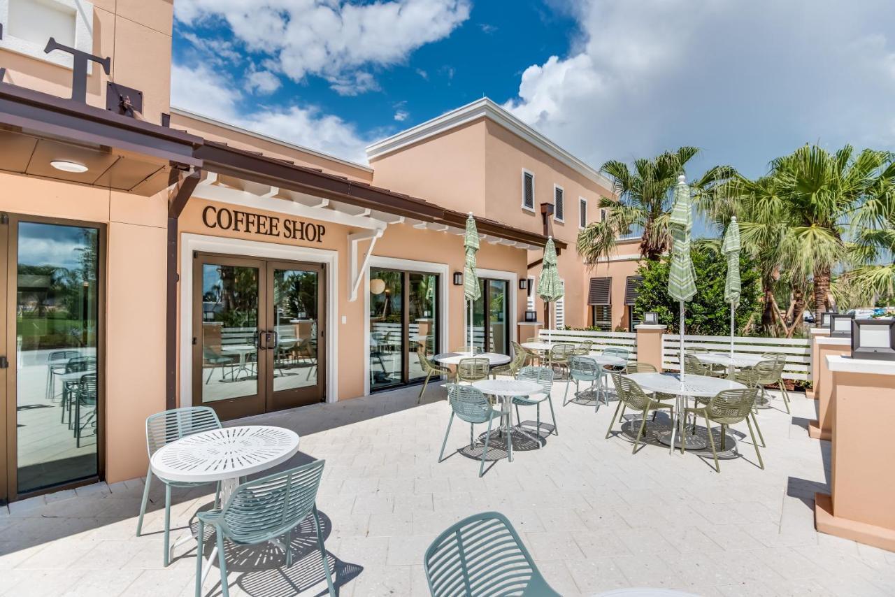 8916 Caroline Bay Court Villa