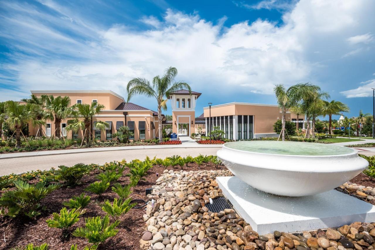 8916 Caroline Bay Court Villa