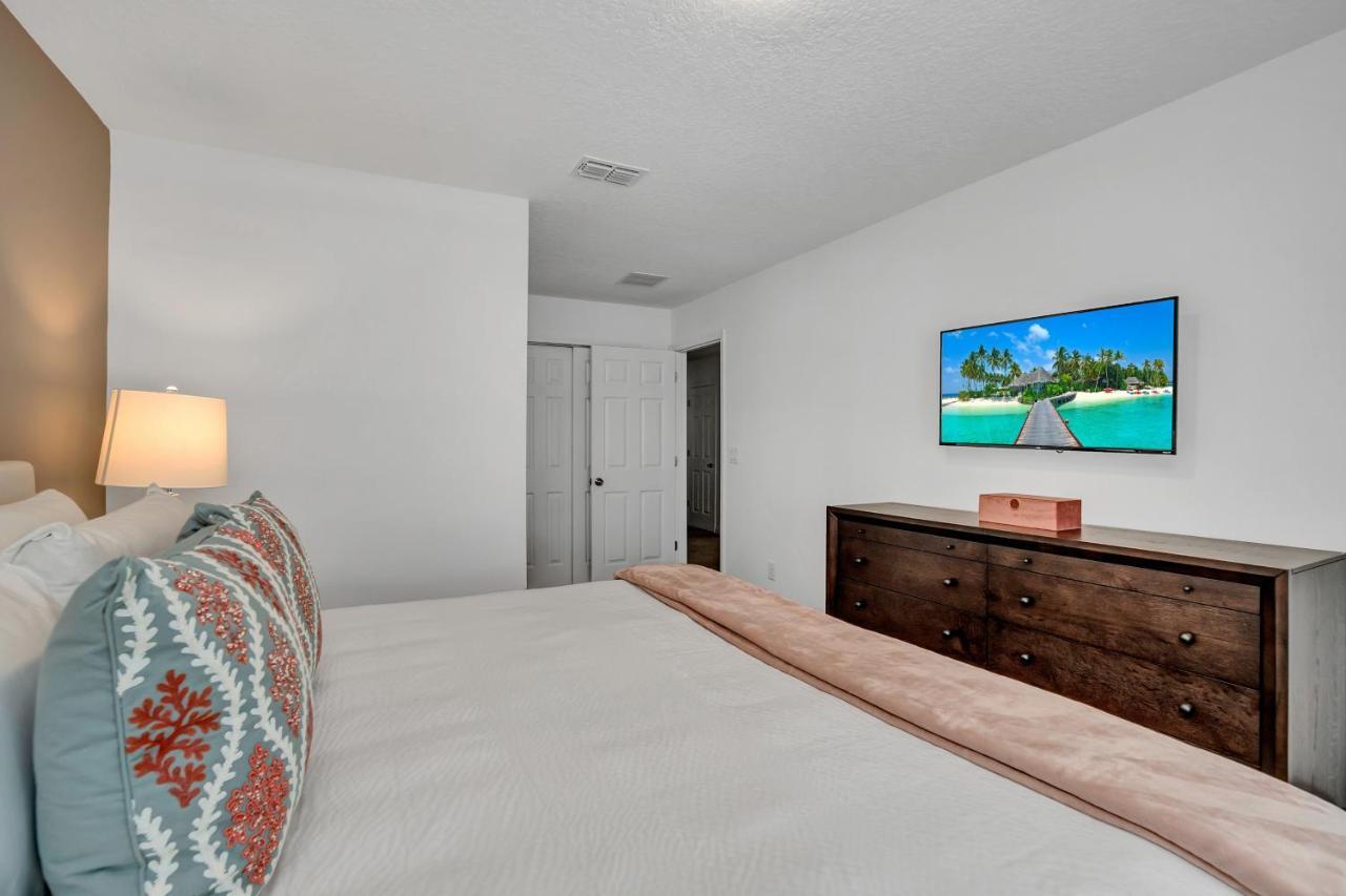 8916 Caroline Bay Court Villa Orlando