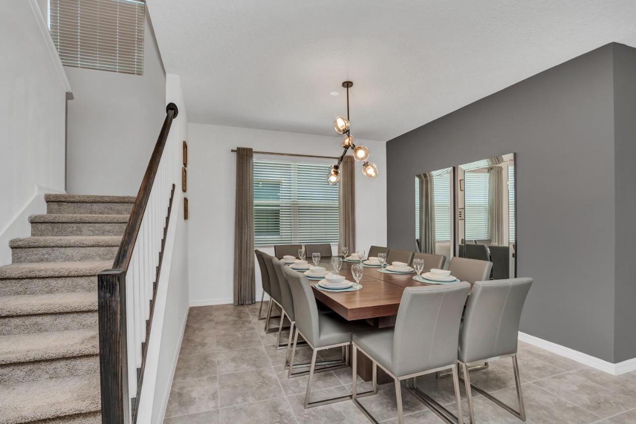 8916 Caroline Bay Court Orlando