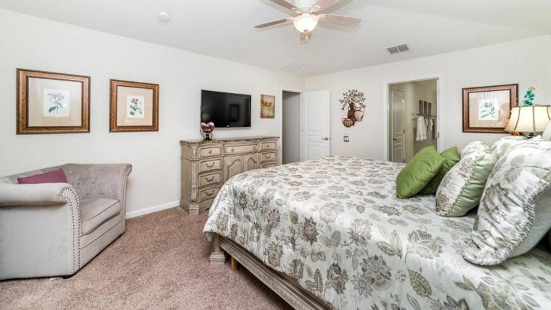 Holiday home Stunning 6 Bedroom 4 Bath Pool In Windsor Hills Orlando