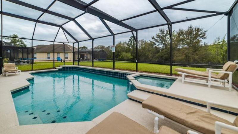 Gated 6 Bed 4 Bath With South Facing Pool * Orlando