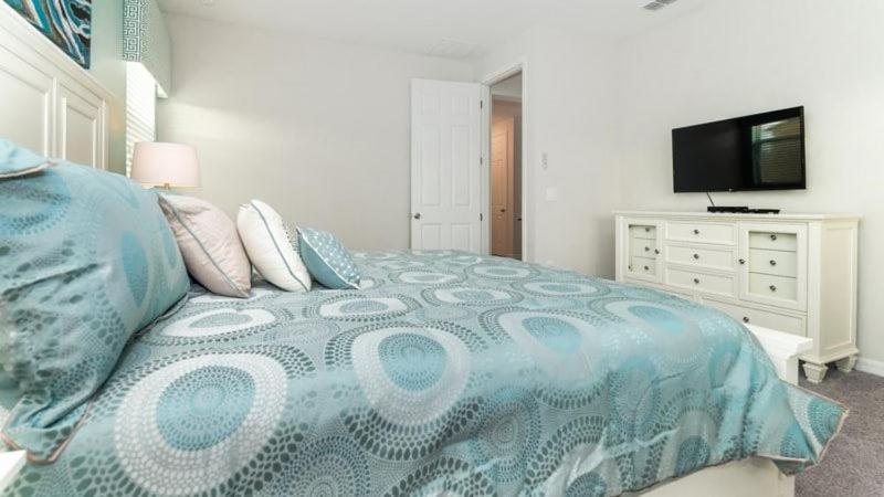 Holiday home Modern Solara 4 Bedroom Pool *