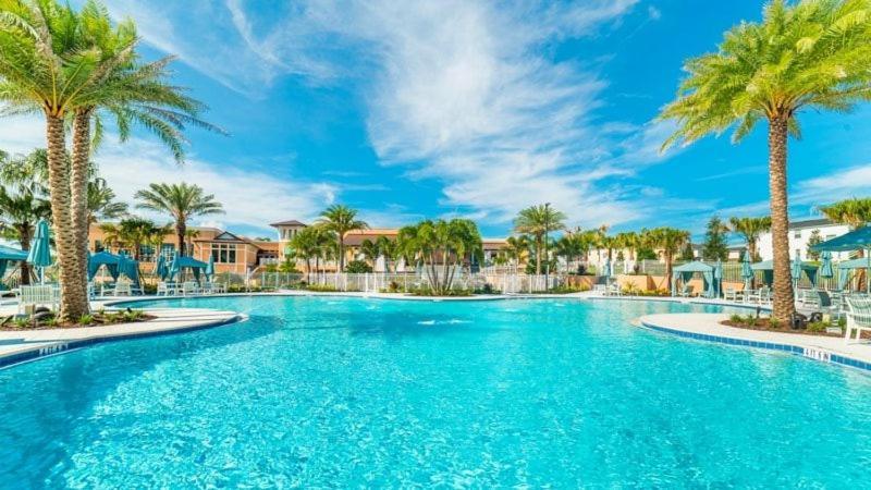 Holiday home Modern Solara 4 Bedroom Pool *