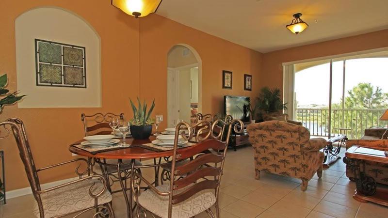 3 Bedroom 2 Bath In Sought After Windsor Hills Orlando