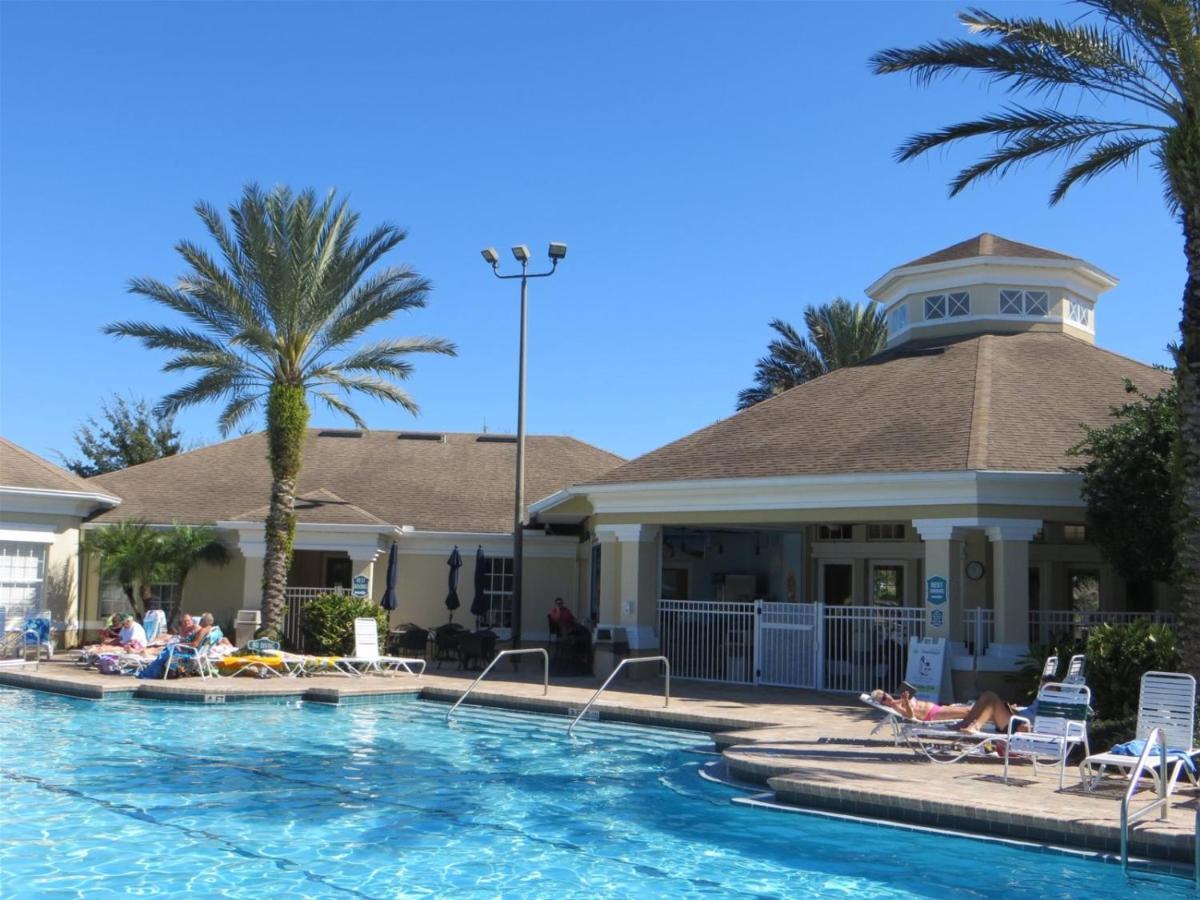 4 Bedroom 3 Bathroom Vacation In Kissimmee