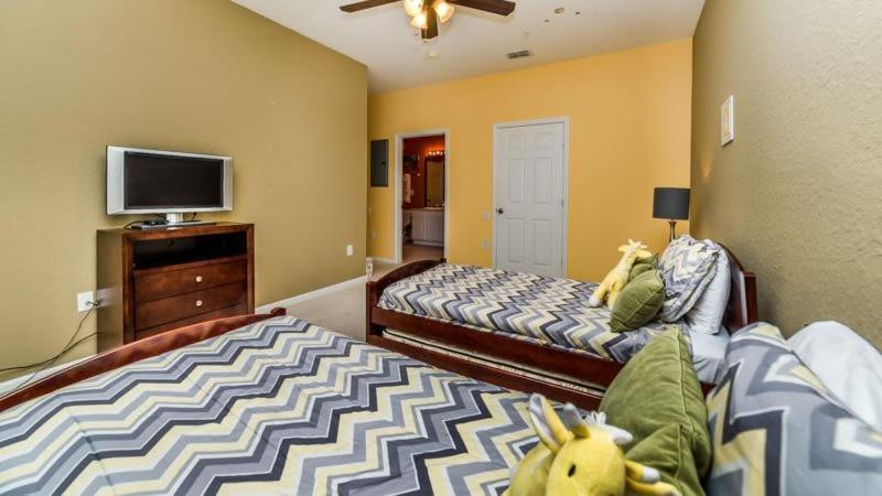 Stunning 3 Bedroom 2 Bath Windsor Hills Holiday home *