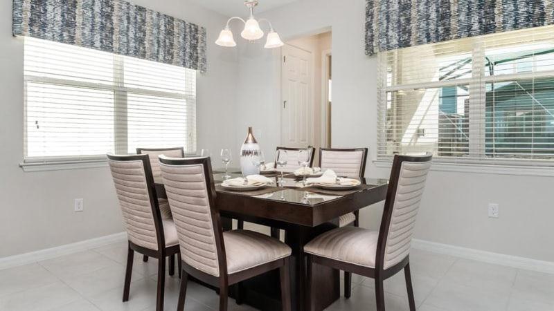 Holiday home Modern Solara 4 Bedroom Pool *