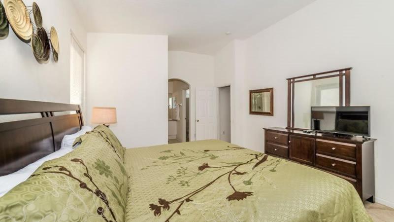 4 Bedroom 3 Bathroom Vacation In Kissimmee Holiday home *