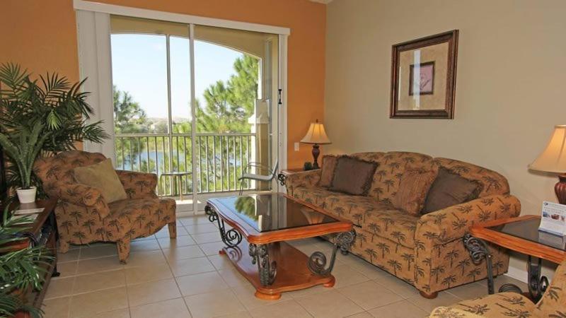 Holiday home 3 Bedroom 2 Bath In Sought After Windsor Hills Orlando