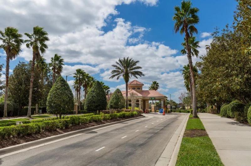 Stunning 6 Bedroom 4 Bath Pool In Windsor Hills Orlando