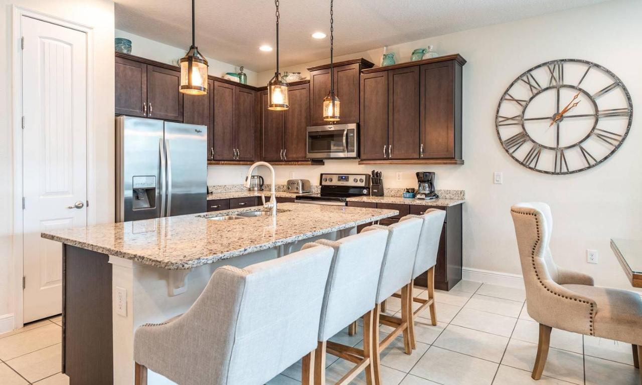 Charming 8 Bdrm Estate With Themed Bedrooms At Encore Holiday home *