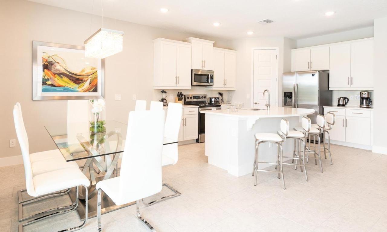 Serene Vibrant 4 Bdrm With Games At Encore Orlando