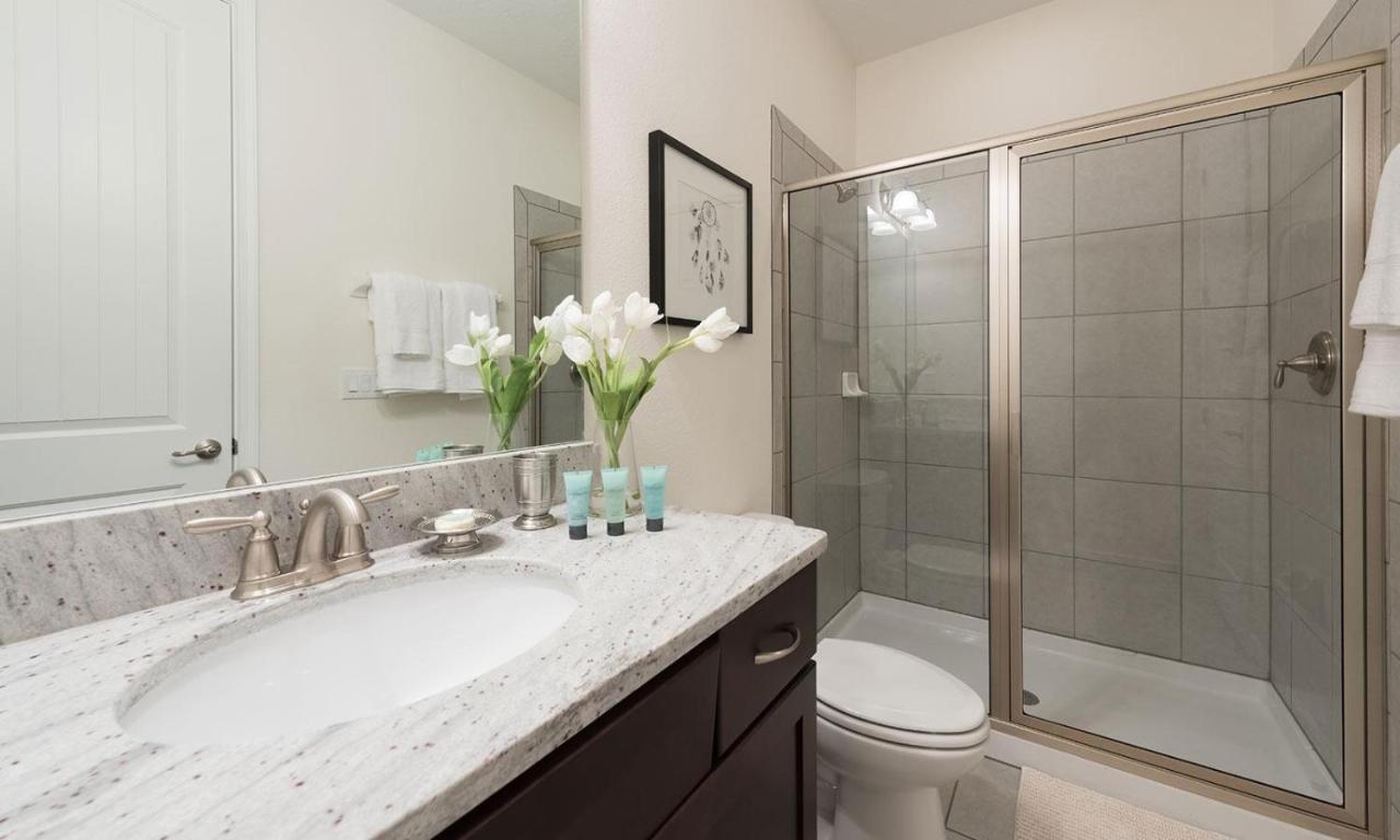 Holiday home Stylish Sleek 9 Bdrm With Full Kitchen At Encore Orlando