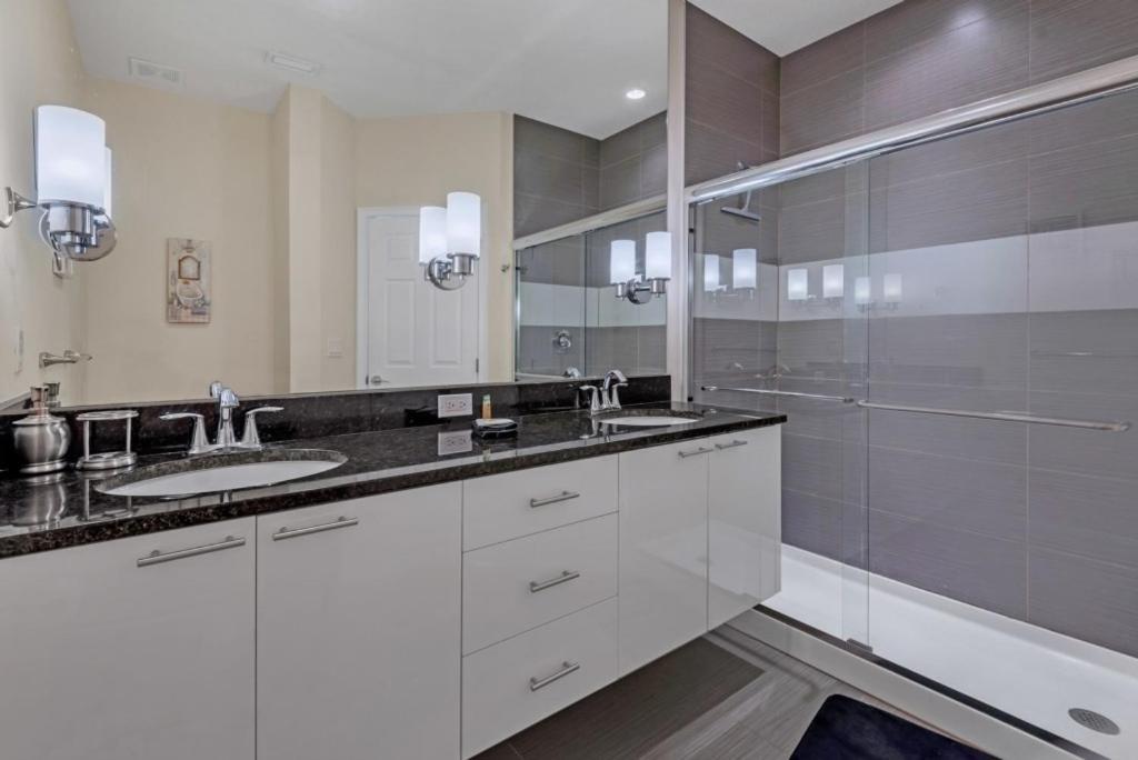 Holiday home Serenity 3 Bed Townhome Townhouse