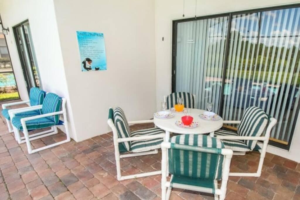 Holiday home Serene 4-Bedroom Lakeview Retreat With South-Facing Pool & Sun-Drenched Outdoor Living