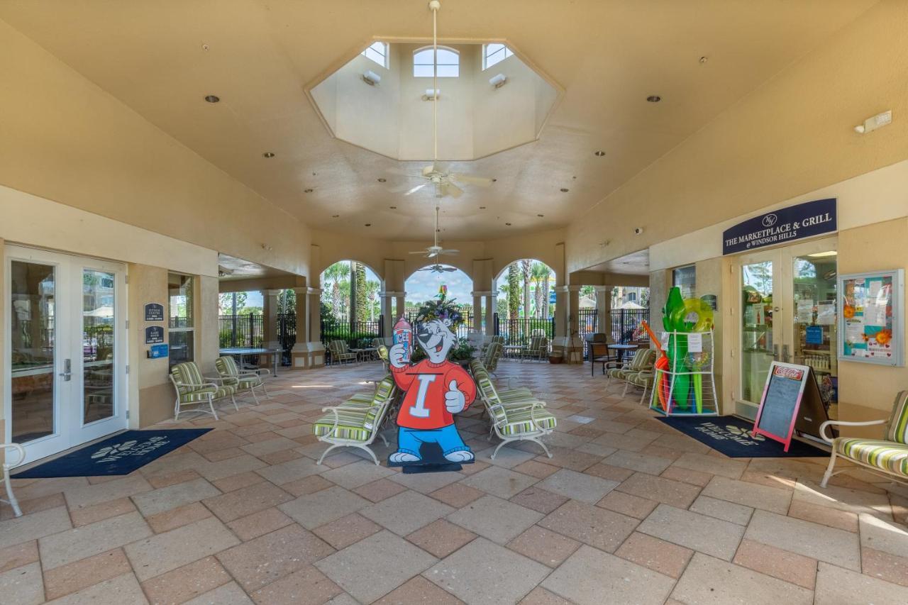 Villa Lilo's Paradise In Windsor Hills *
