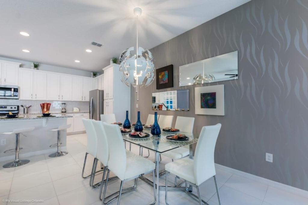 Newest Community Town Townhouse * Orlando