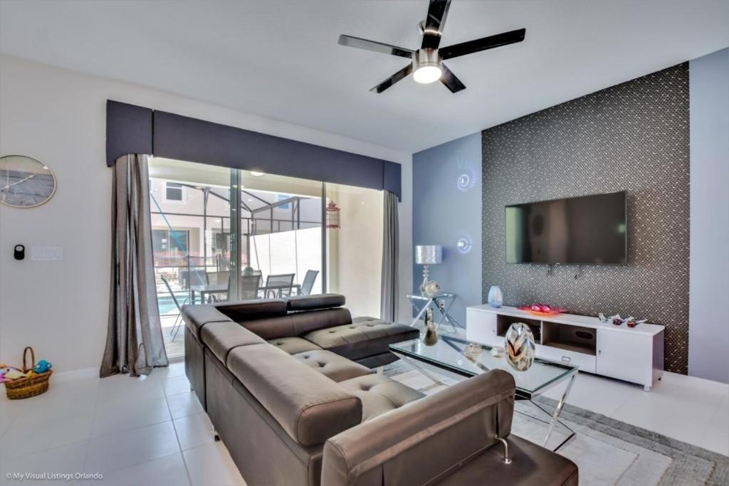 Newest Community Town Townhouse