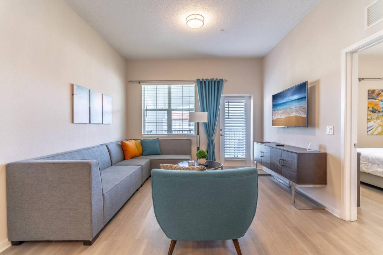 4012 Vista Cay * Orlando