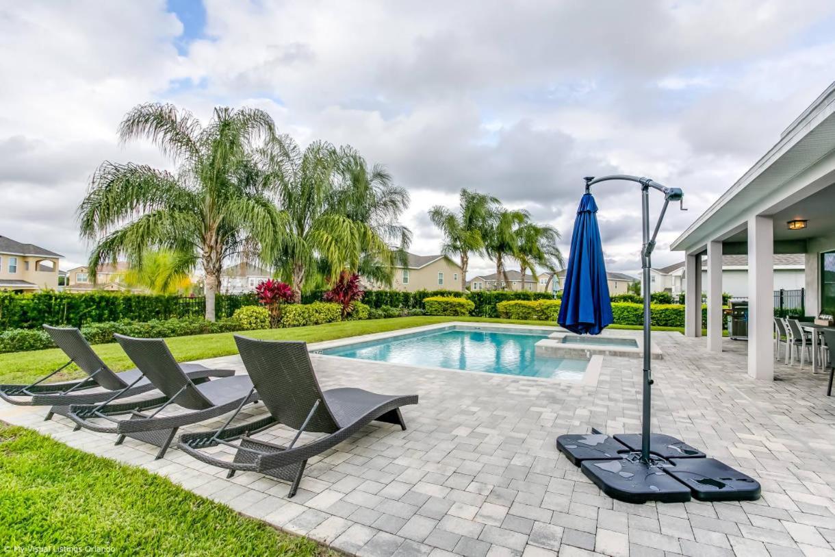 Stylish Family Private Pool/spa 10min Disneyworld Sleeps 22 * Orlando