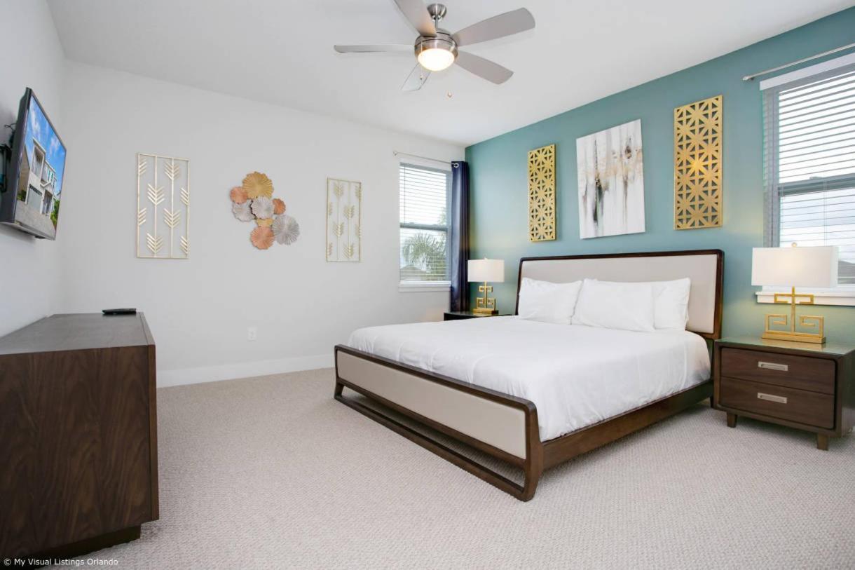Stylish Family Private Pool/spa 10min Disneyworld Sleeps 22 Holiday home Orlando