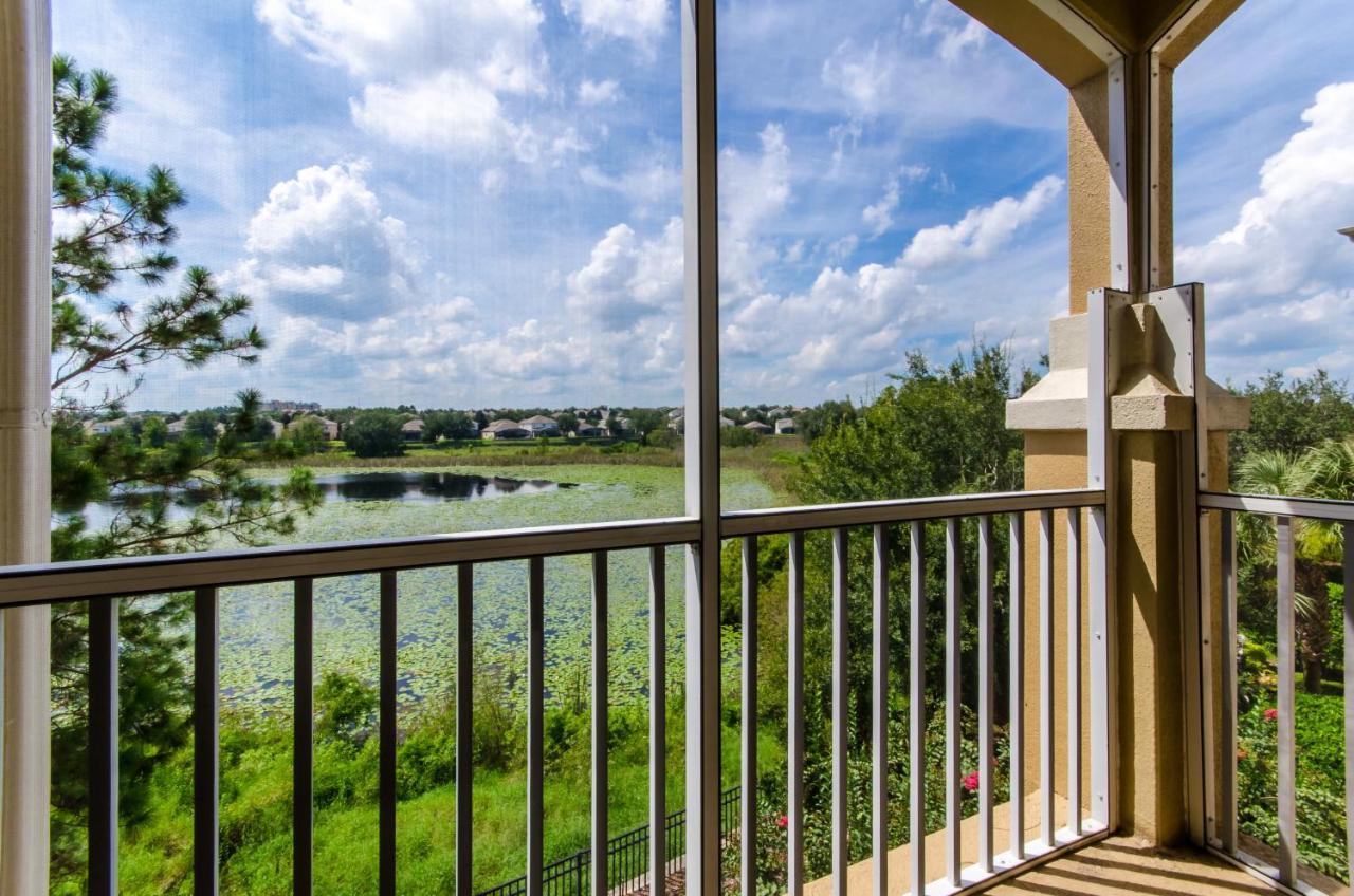 Updated Lakeview Condo, Minutes From Orlando