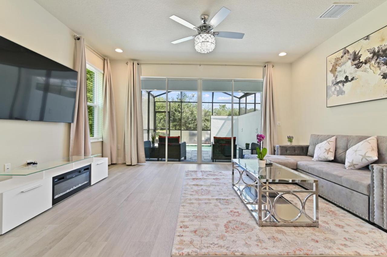 New Spacious & Tranquil Townhouse Near - 4br, 3fb, And Pool * Orlando