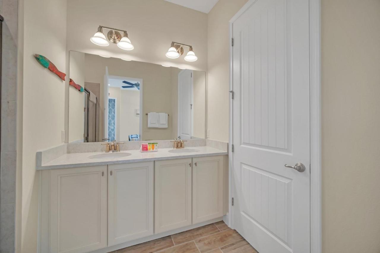 Holiday home 2914 Salted Rim Road *