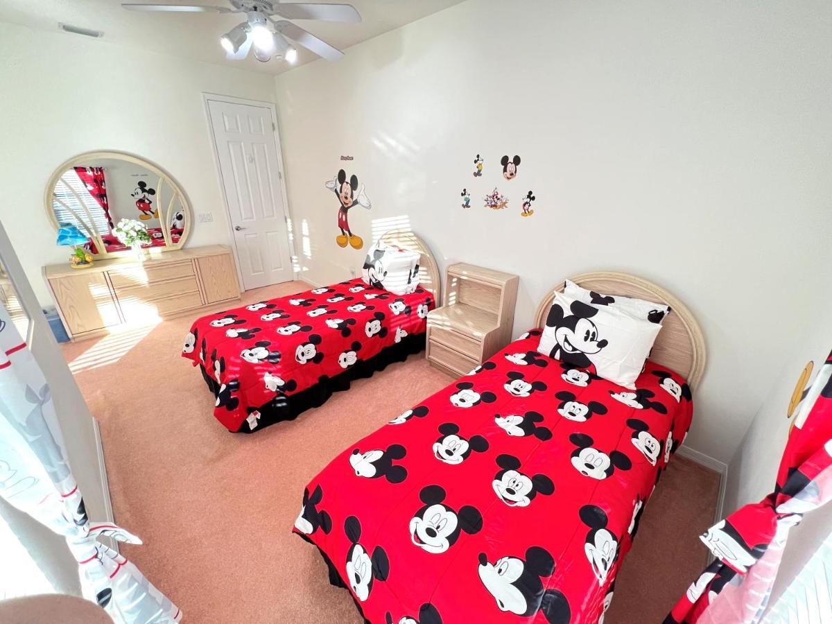 Holiday home Mickey's Lakefront Retreat: Disney-close Luxury With Pool & Hot Tub