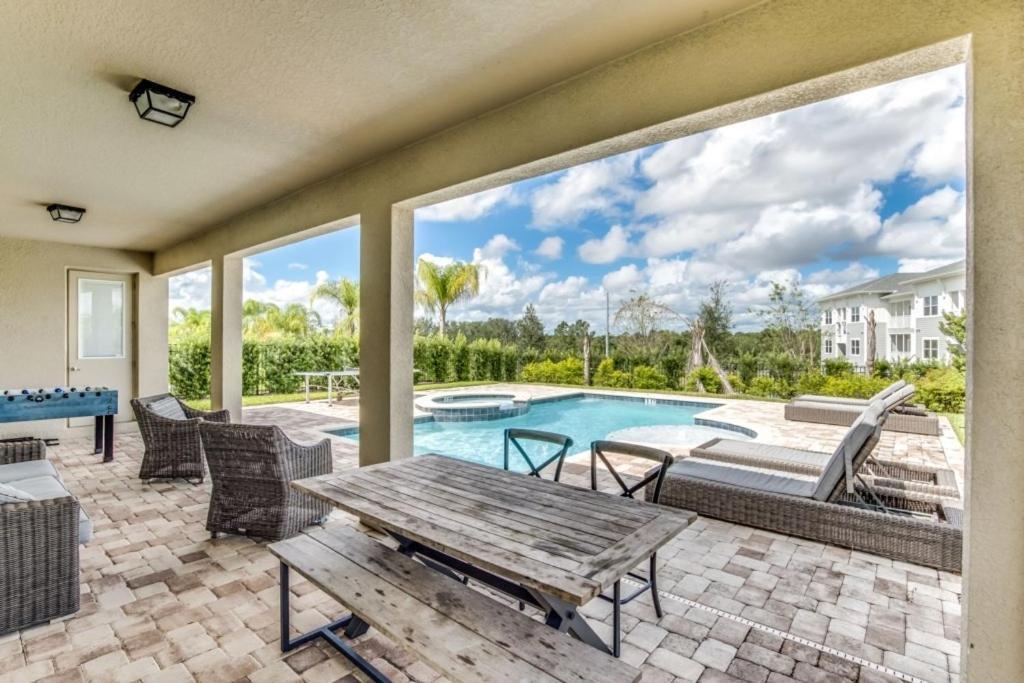 Reunion Golf 8 Bed 8 Bath Amazing Pool