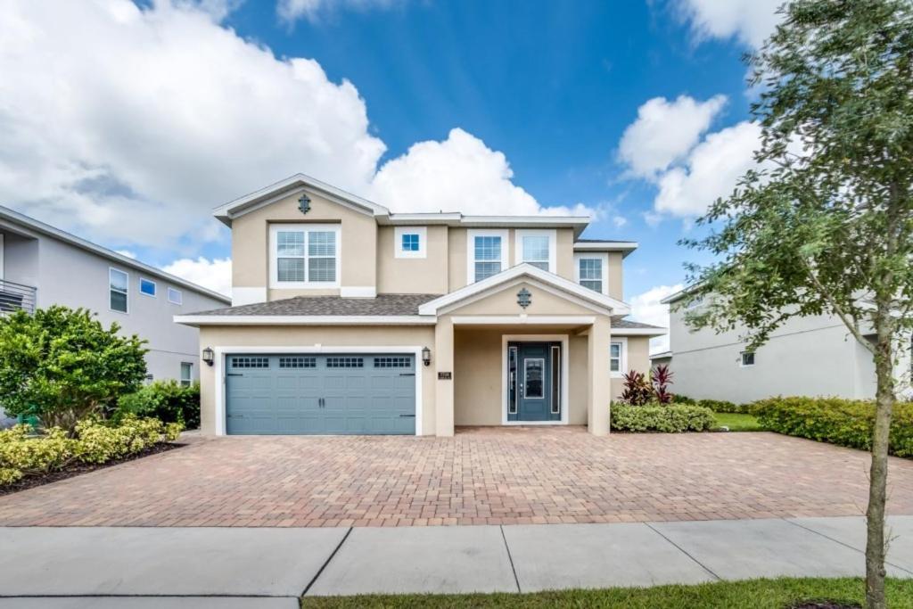 Reunion Golf 8 Bed 8 Bath Amazing Pool