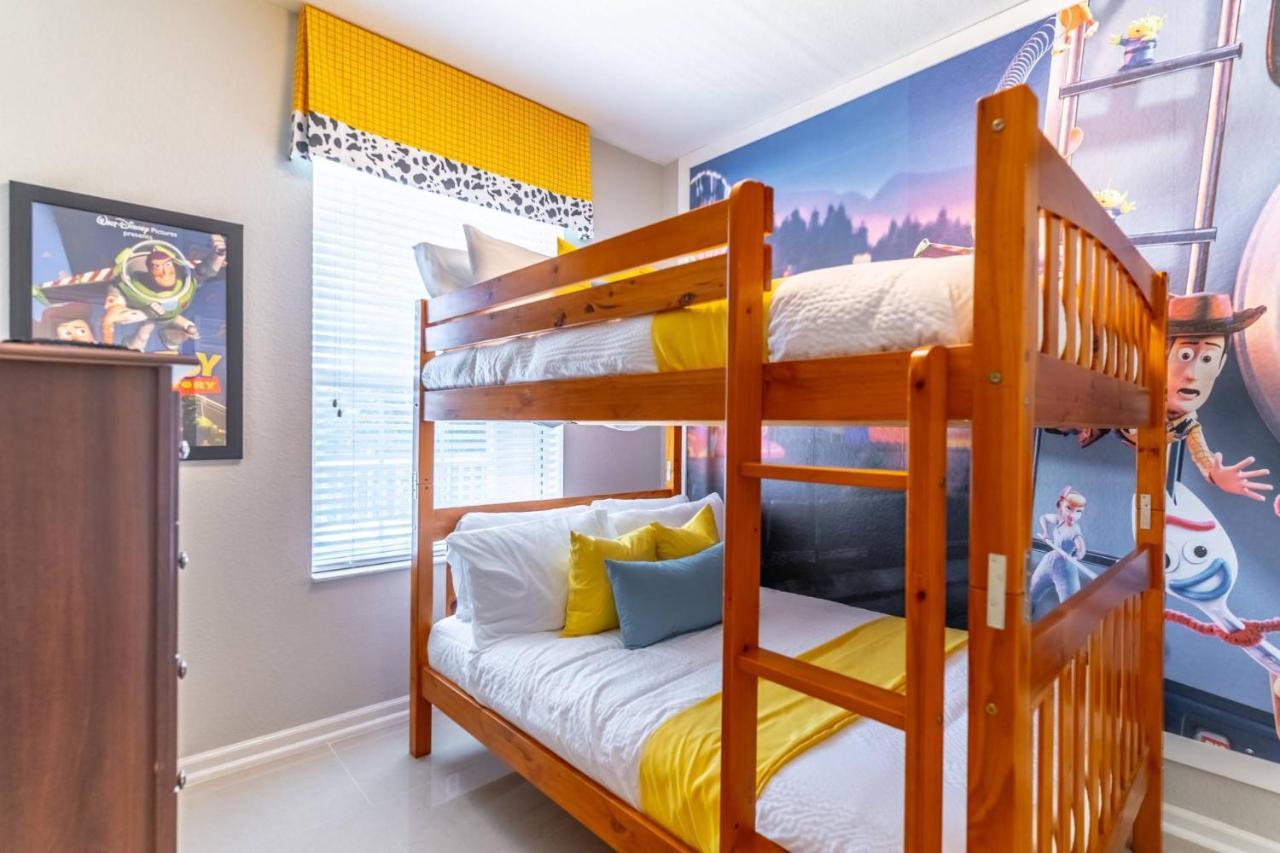 2788 Windsor Hills