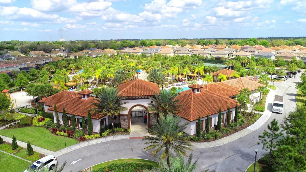 7 Bedrooms 5 Bathrooms Solterra 4103 Od Orlando