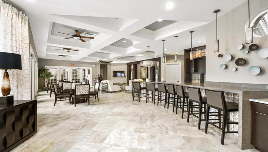 7 Bedrooms 5 Bathrooms Solterra 4103 Od Orlando