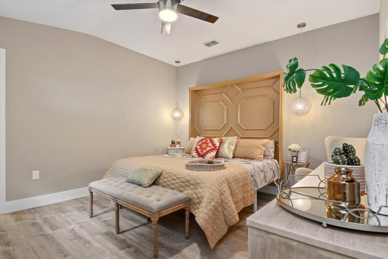 5bd 4bath Villa, Amazing Outdoor Space, Pet Friendly Villa