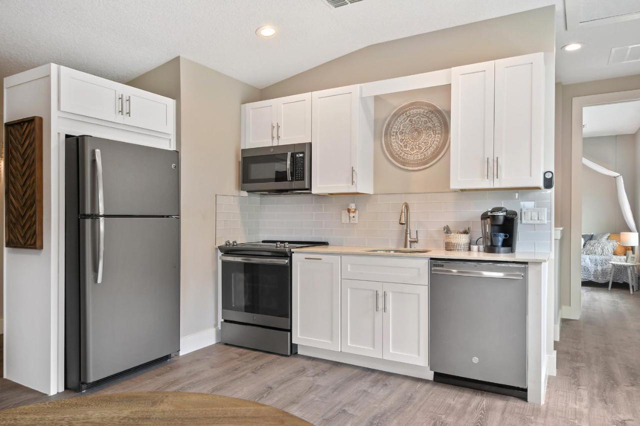Villa 5bd 4bath Villa, Amazing Outdoor Space, Pet Friendly Orlando