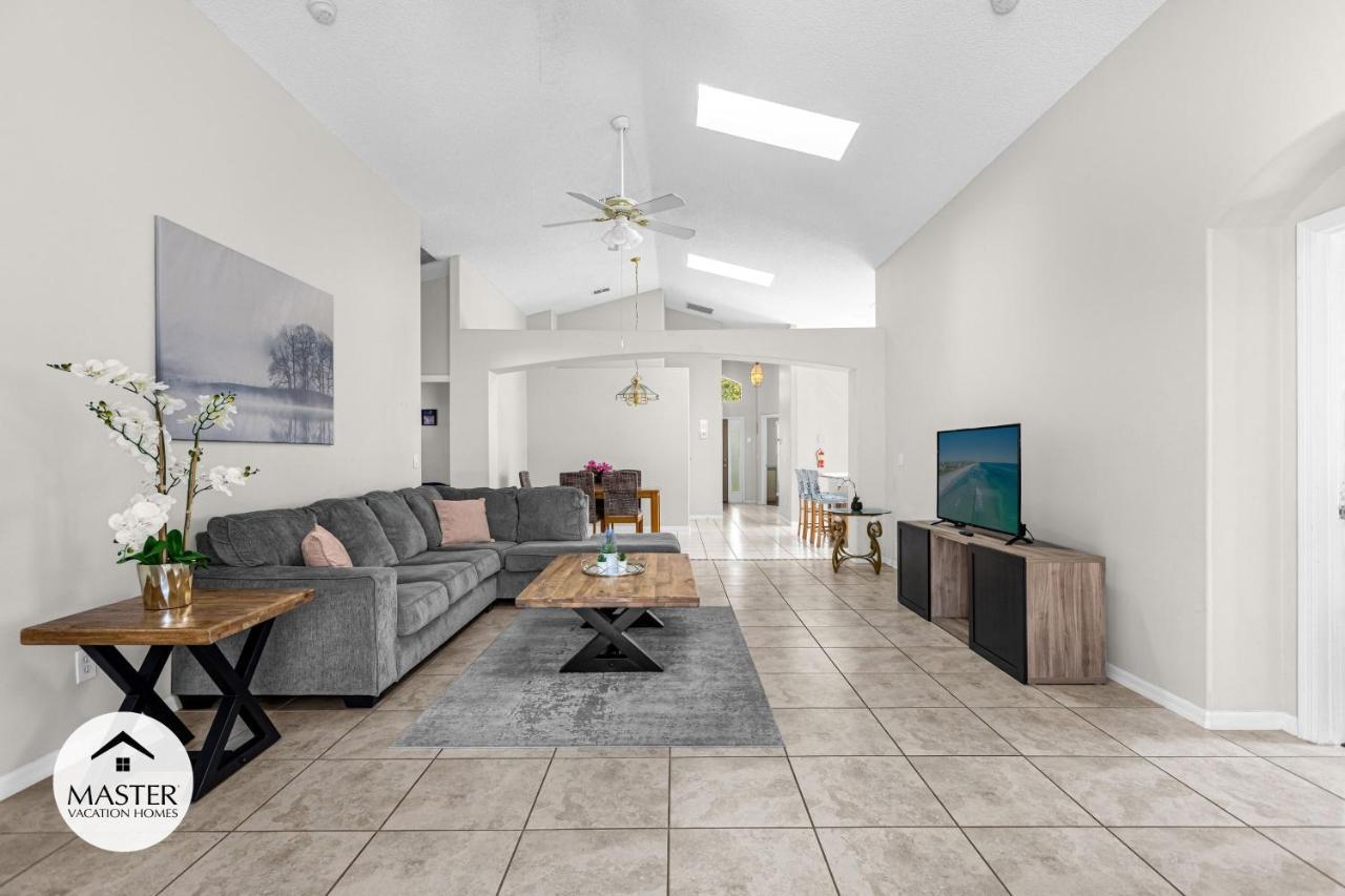 Holiday home 5 Bedrooms- 4 Bathrooms- Indian Creek 8056 Sd *