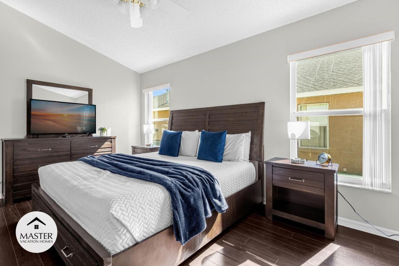 5 Bedrooms- 4 Bathrooms- Indian Creek 8056 Sd Holiday home