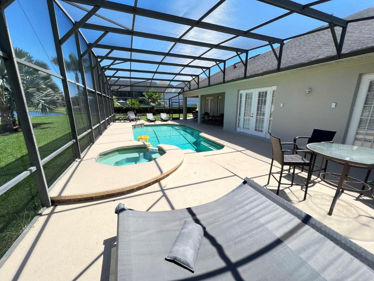 Mickey's Escape: Magical Lakeview With Pool, Hot Tub & Proximity Holiday home Orlando
