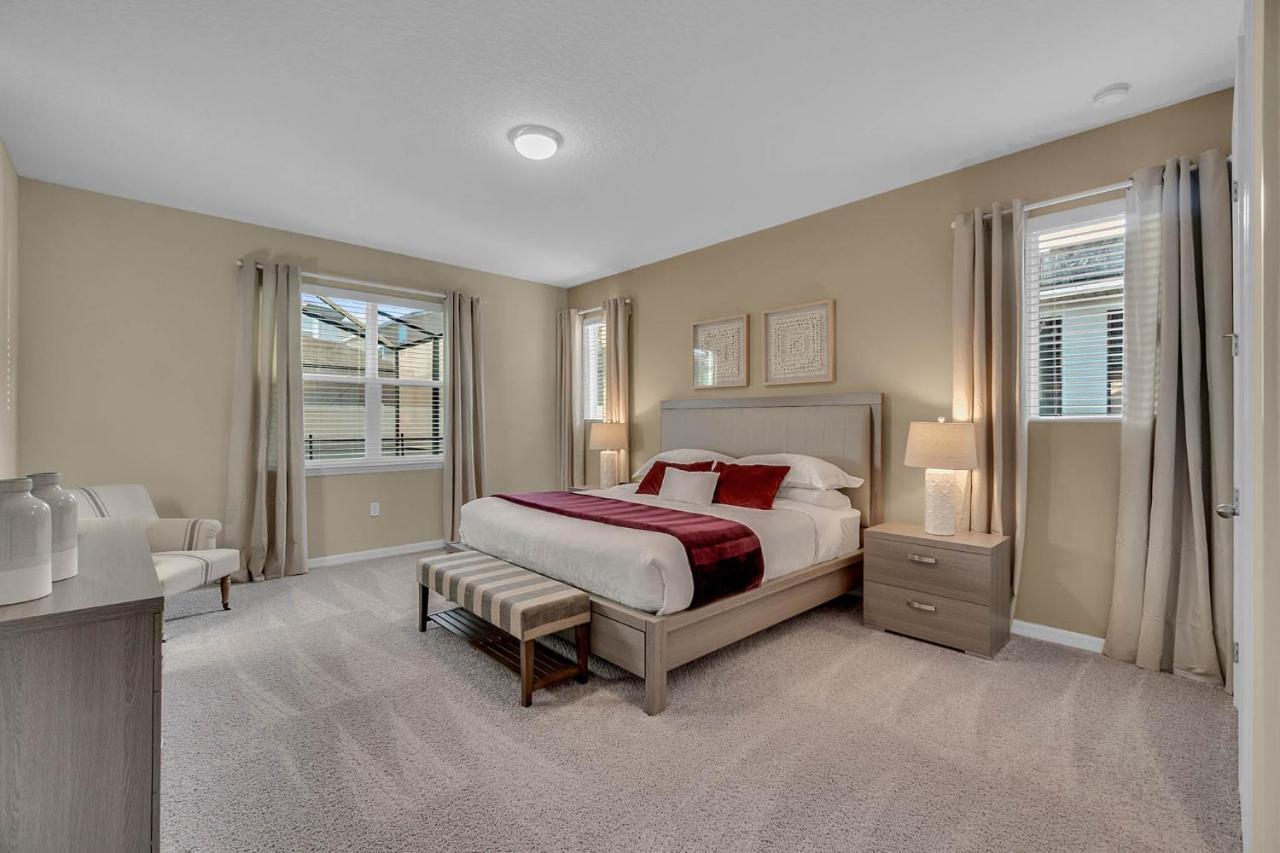 5 Bedrooms - 5,5 Bathrooms - Solara 9026 Pc Holiday home *