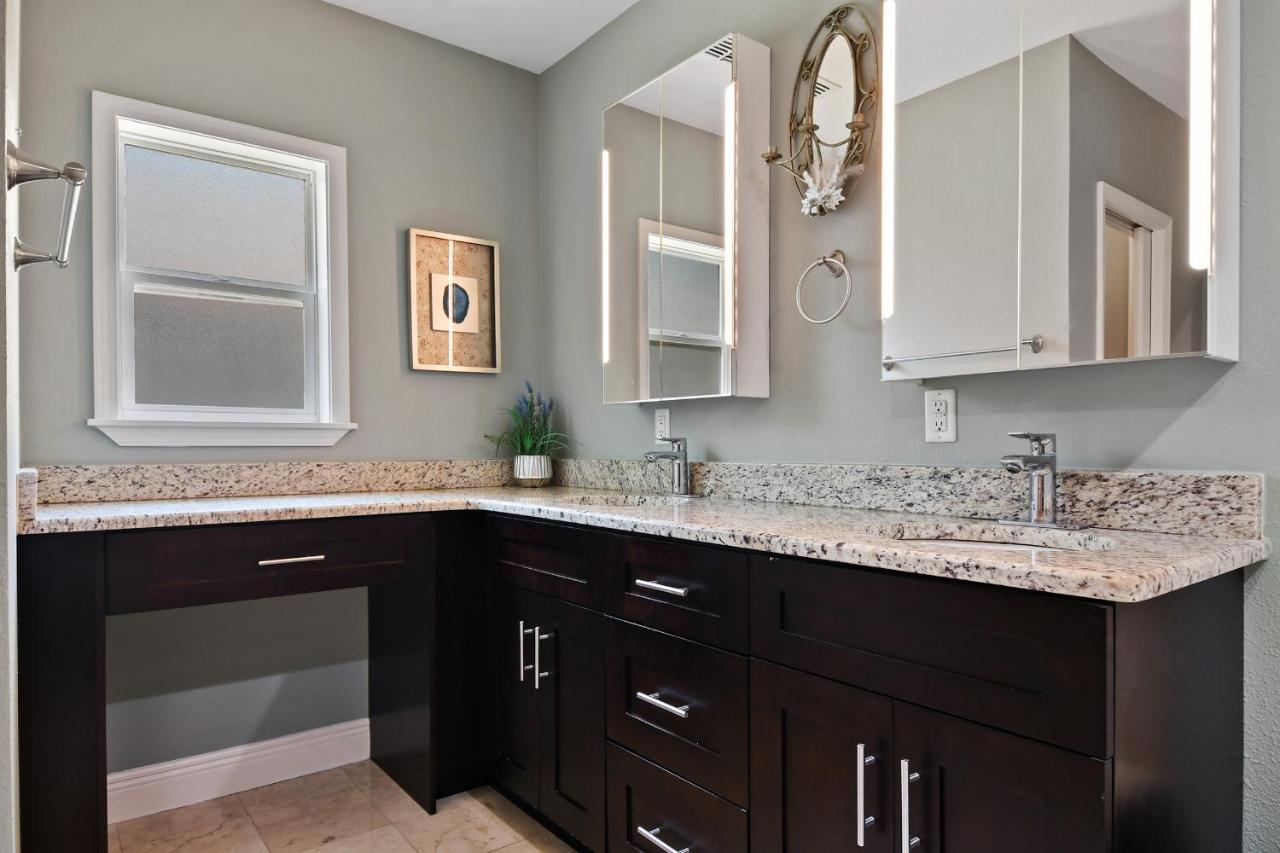 5bd 4bath Villa, Amazing Outdoor Space, Pet Friendly Villa Orlando